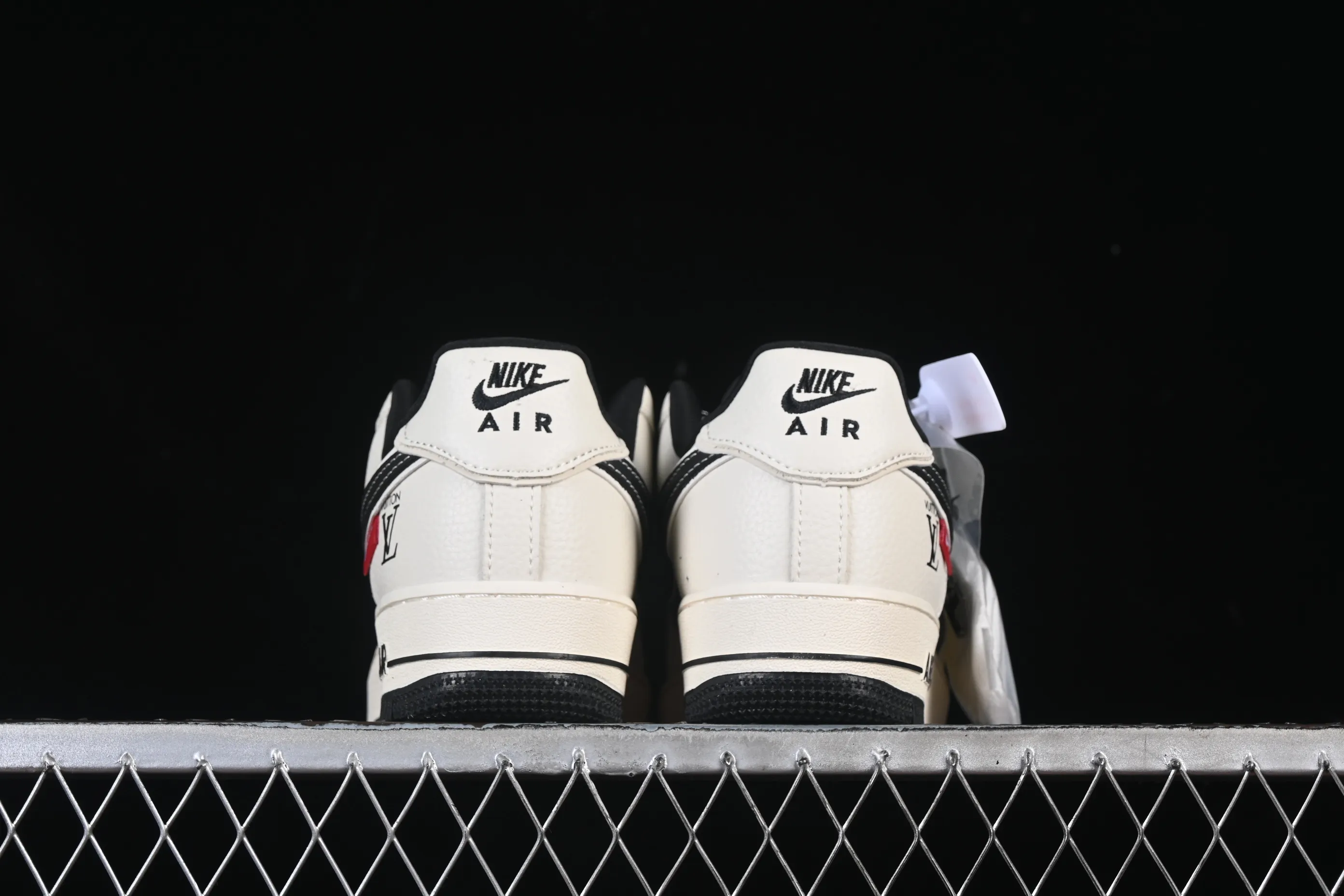 All categories Nk Air Force 1 Air Force series Nk Air Force 1 Low Air Force low-top Nike Air Force 1'07 Low LV joint beige print Air Force 1 low-top casual sneakers DD1982-321